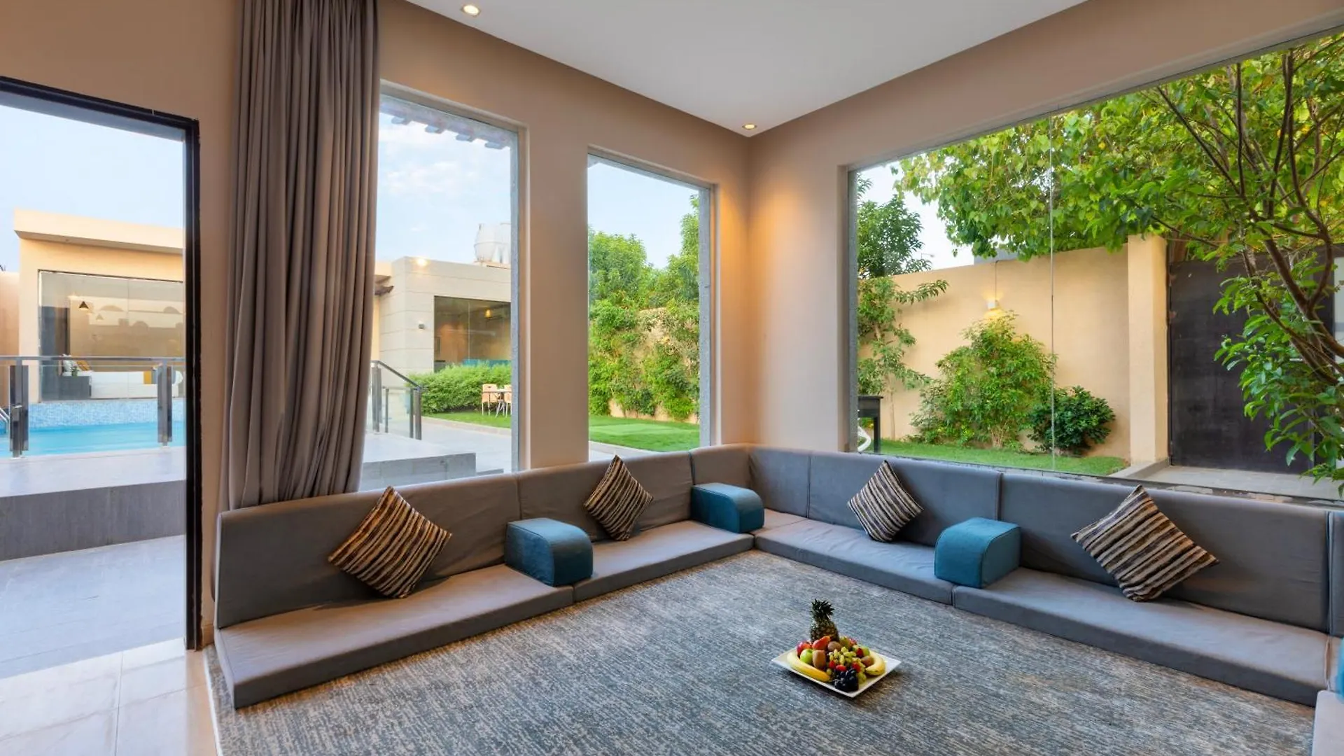 The Corner Hotel Resorts - Riyadh