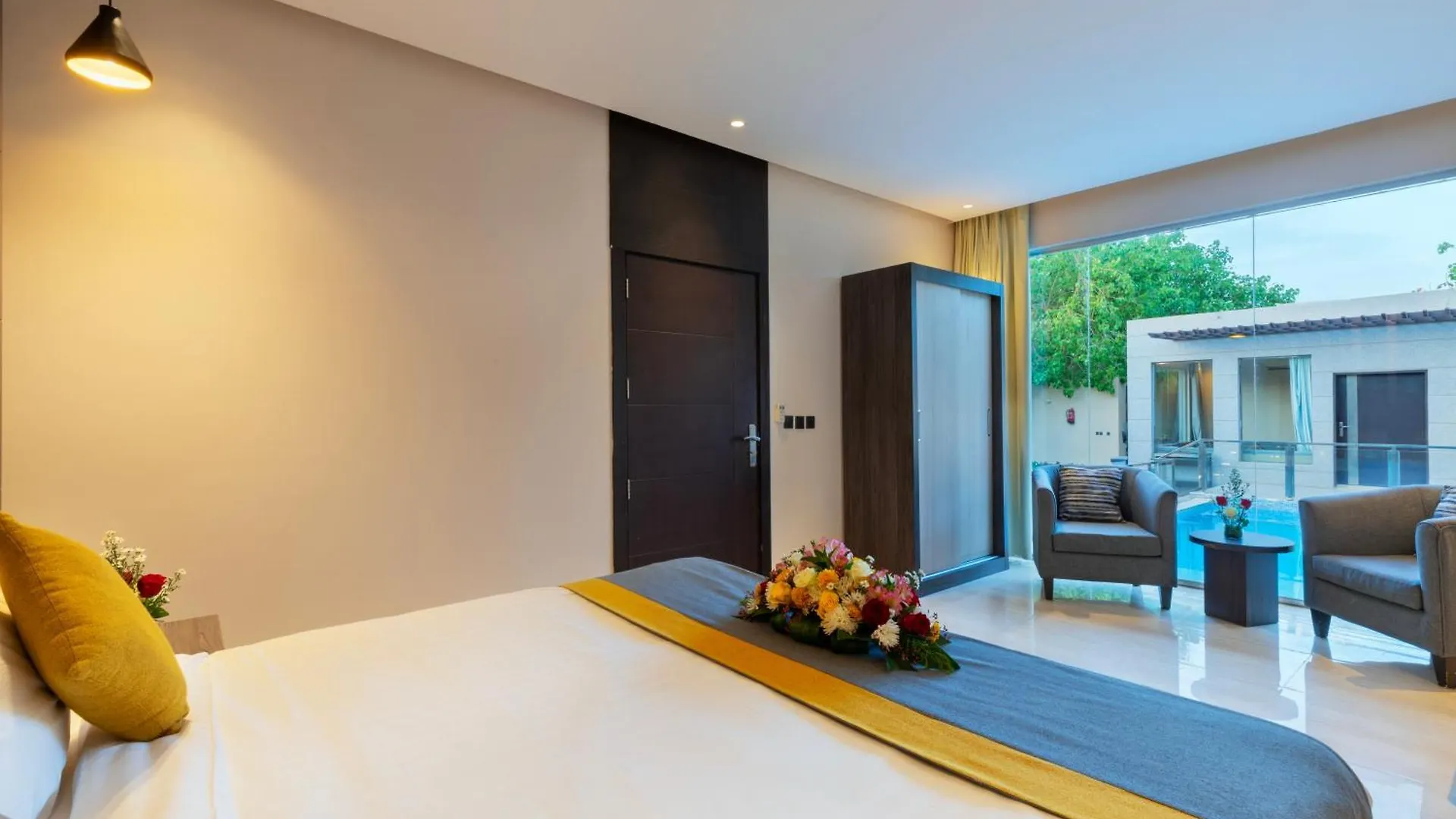 The Corner Hotel Resorts - Riyadh