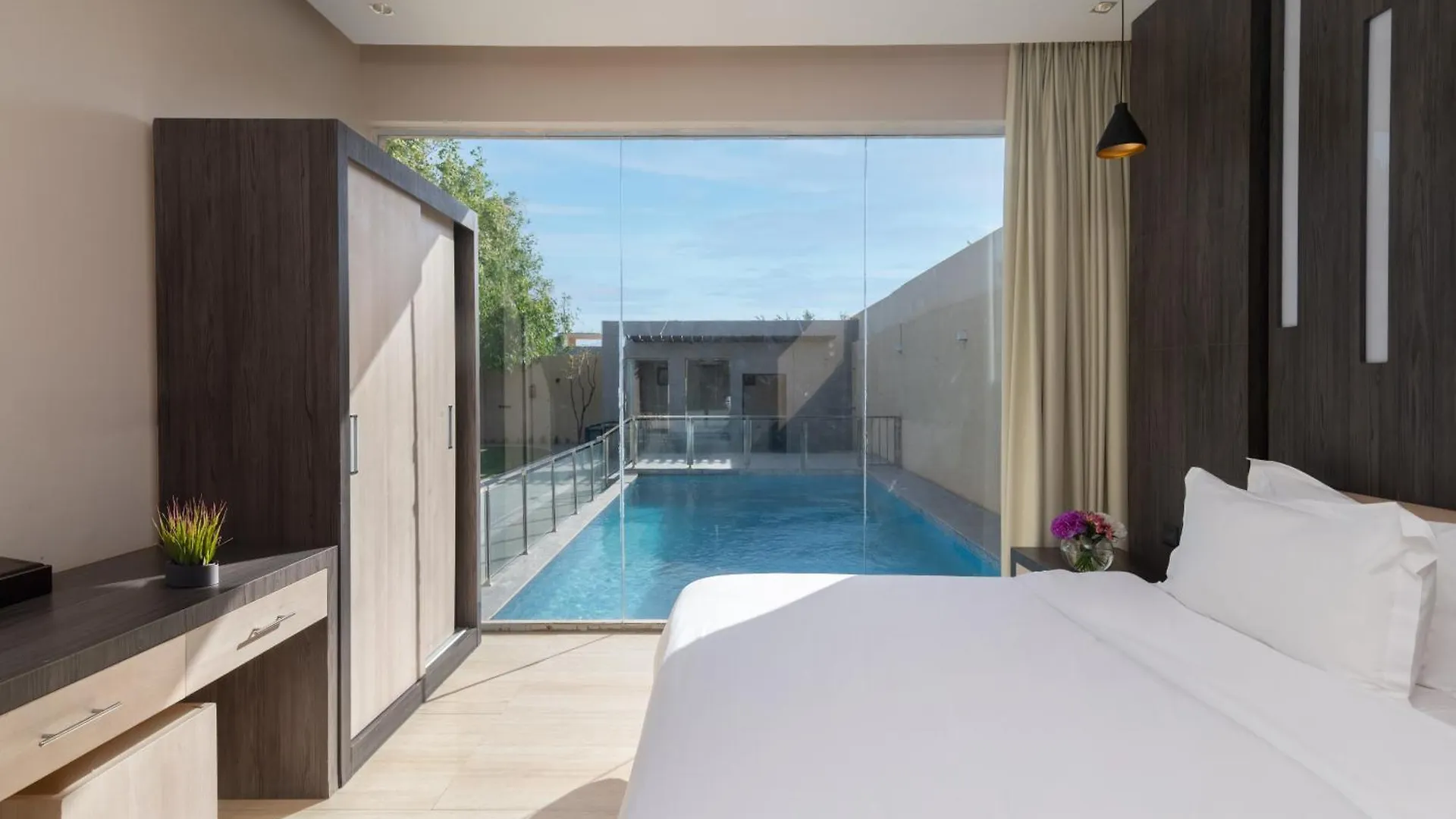 The Corner Hotel Resorts - Riyadh