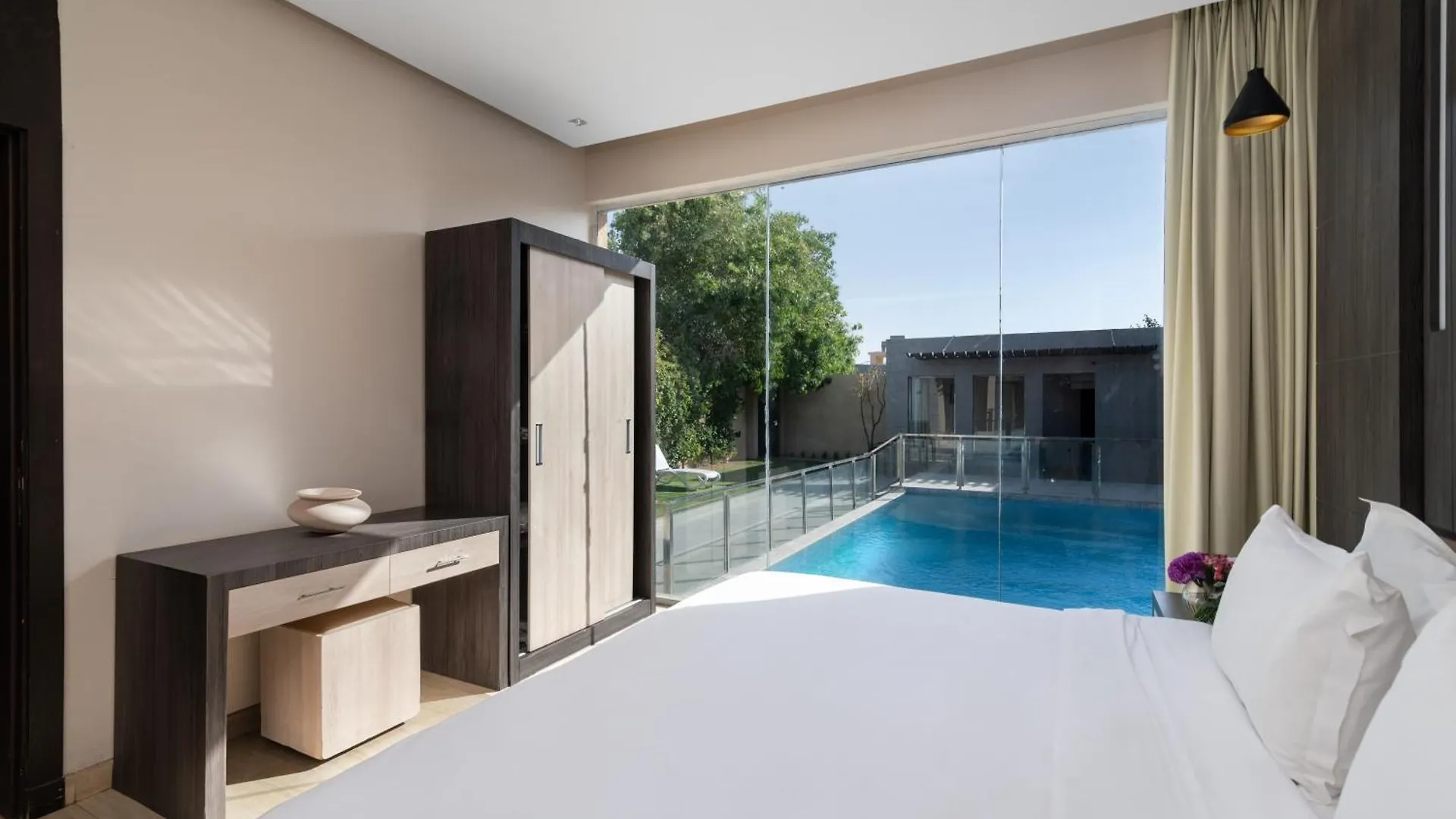 The Corner Hotel Resorts - Riyadh